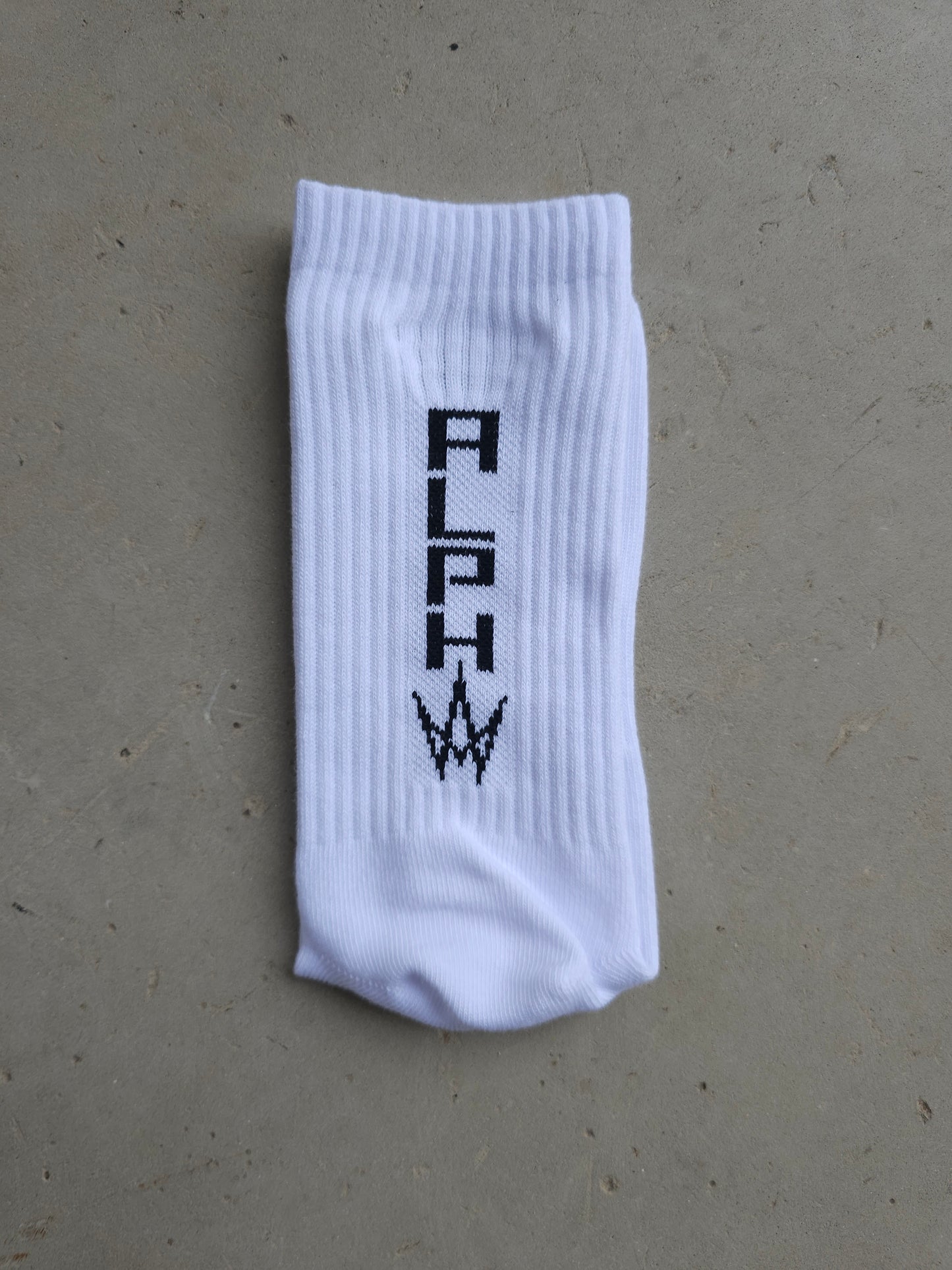 ALPHA TRAINERS SOCKS (Regular Grip Socks) (WHITE)