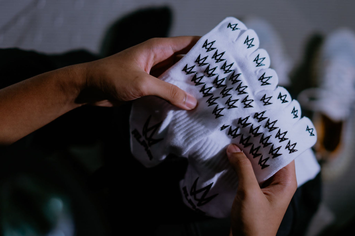 ALPHA 5s (Toe Grip Socks)(WHITE)